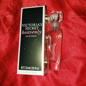 Victoria's Secret Heavenly. 25oz